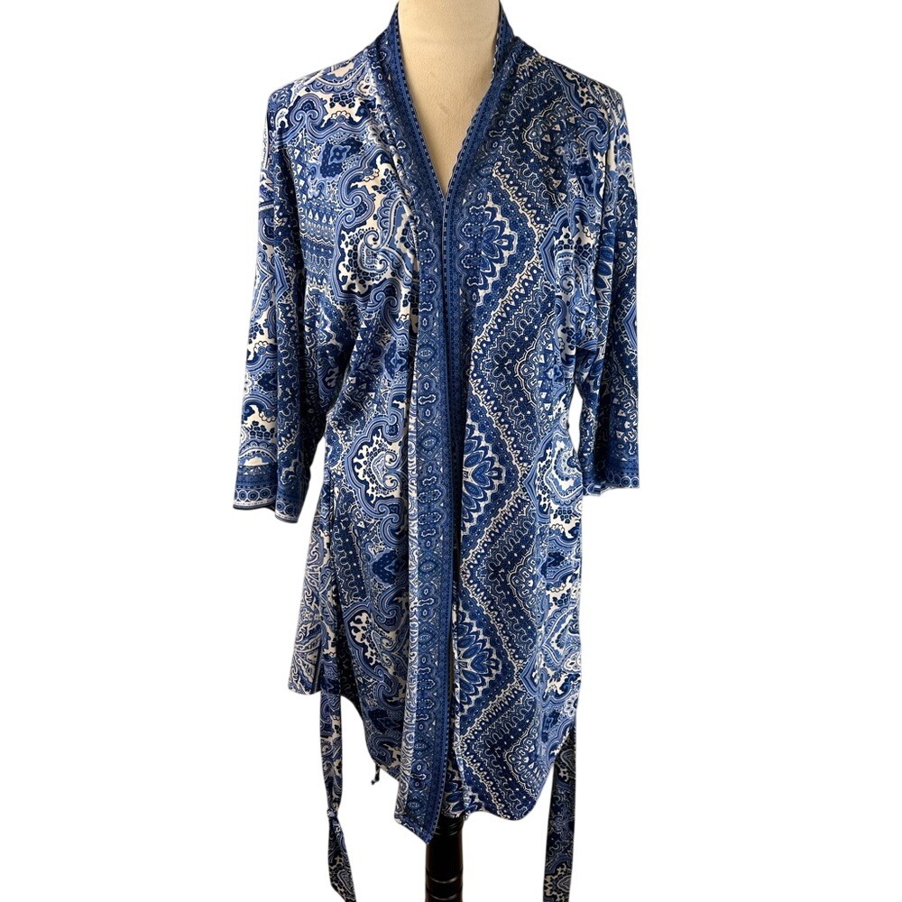 Women's In Bloom by Jonquil‎ Paisley Blue Floral Robe Size Small